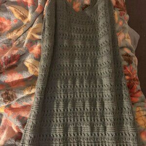 Old Navy Gray Knit Sweater